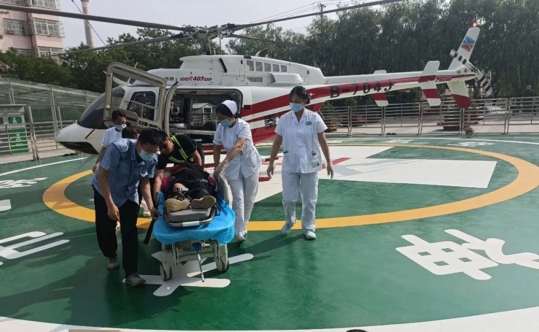 本月第三例！秦汉通航成功对一名车祸患者实施直升机空中医疗转运