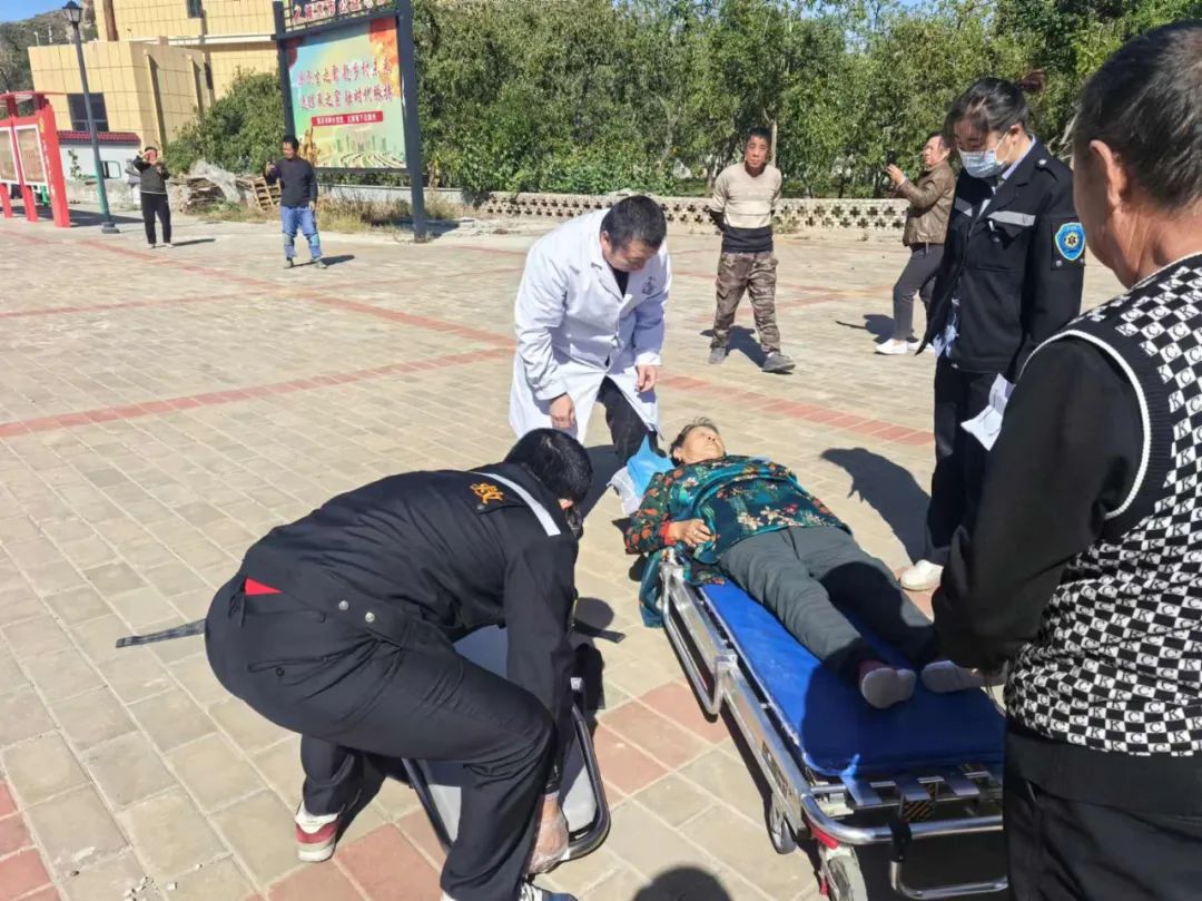 秦汉通航成功完成一例脑梗患者直升机空中医疗转运